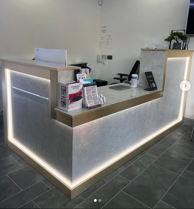 2 - Seat Reception Desk (Fitting Included)