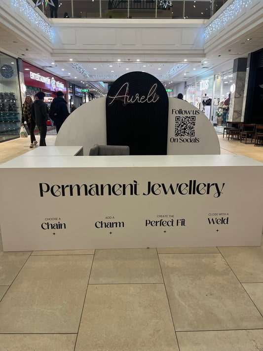 Pop Up Shop / Stall